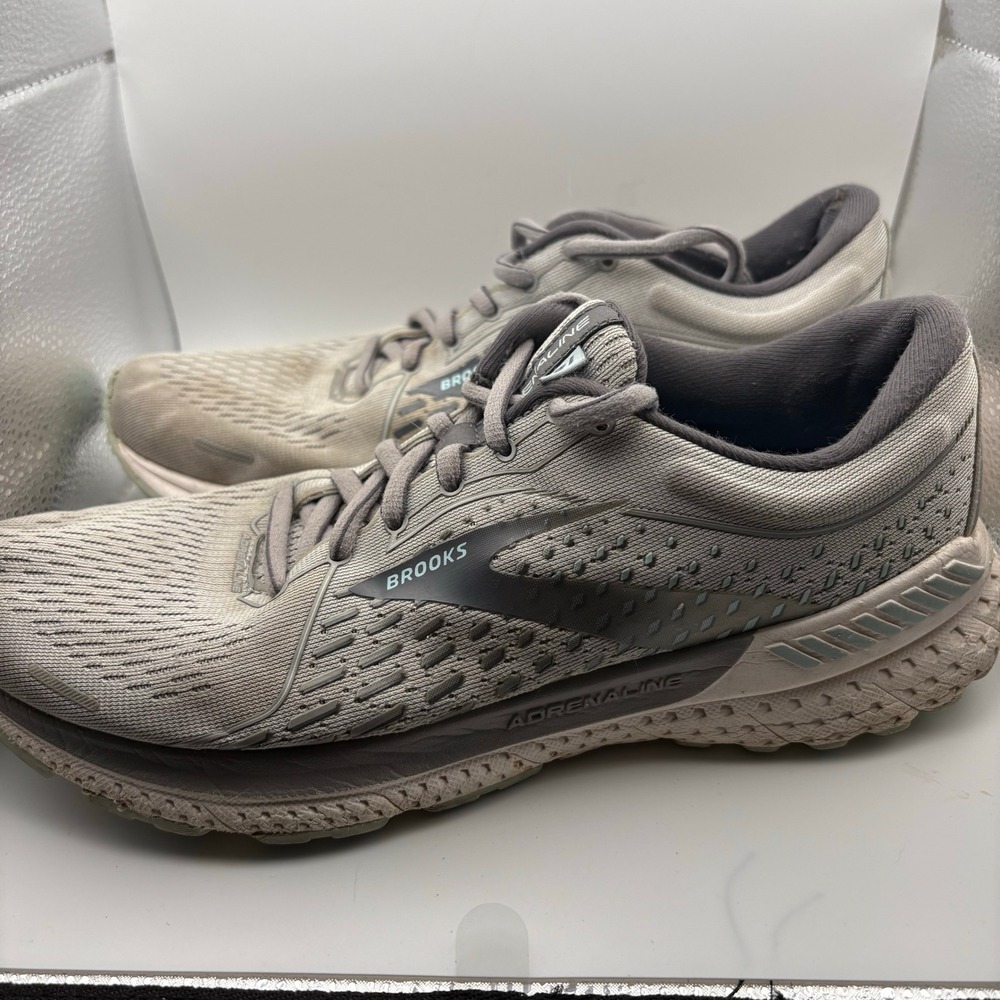 Brooks Adrenaline GTS 21 Womens Running Shoes Gray 1203291B061 Size 9 B - Picture 5 of 9